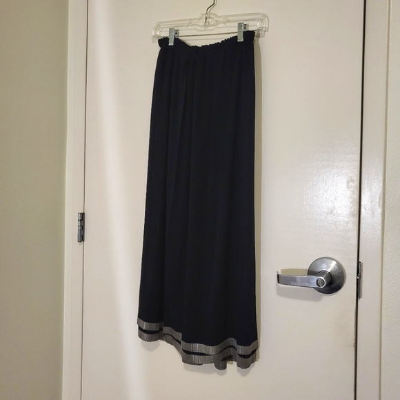 Issey Miyake Dresses & Skirts - Issey Miyake pleats please black/silver long skirt, sz XS